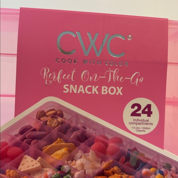 CWC Snackel Box in Pink - Picture 3 of 12